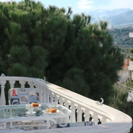Anestis Apartment Akrata Exterior photo