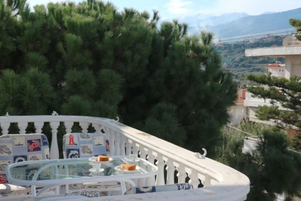 Anestis Apartment Akrata Exterior photo
