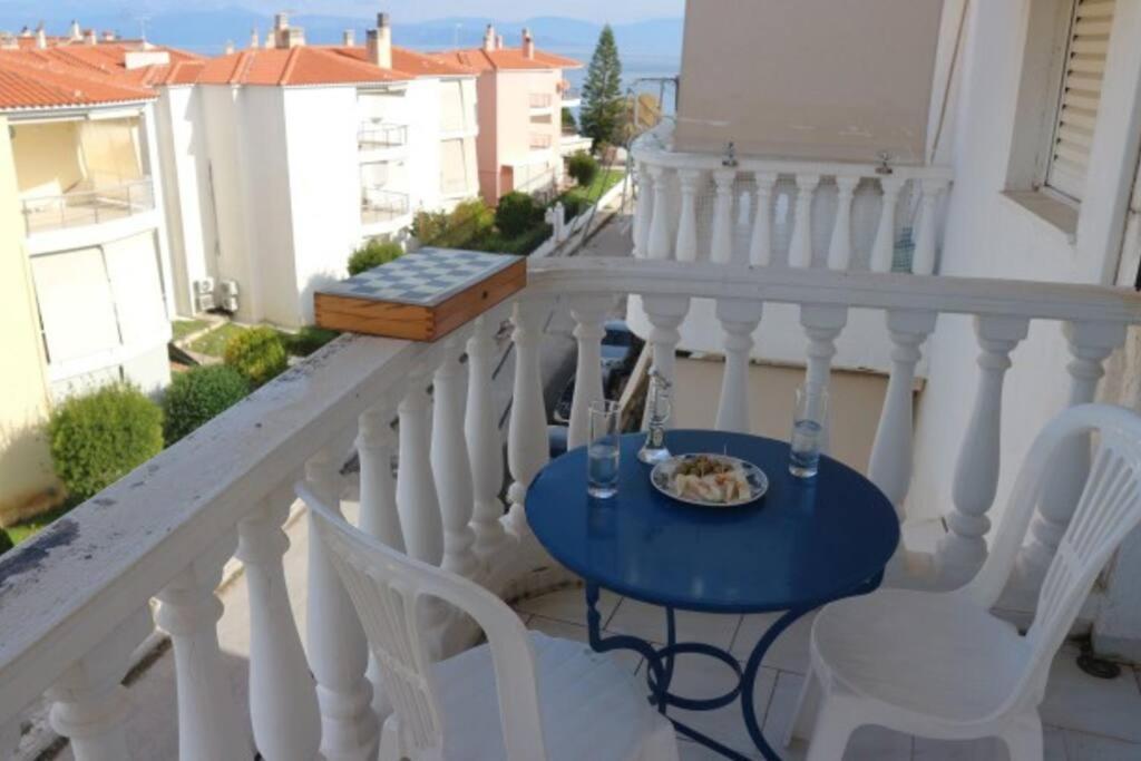 Anestis Apartment Akrata Exterior photo